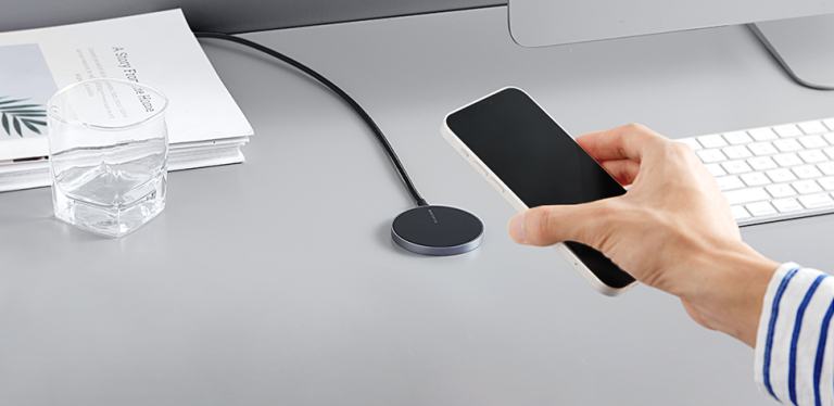 Essentielles Tech-Ausrüstung für digitale Nomaden: Unverzichtbare Begleiter